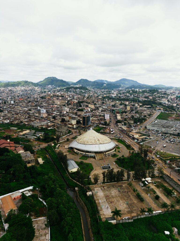 Vue aérienne du palais des sports